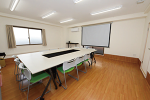 セミナー室